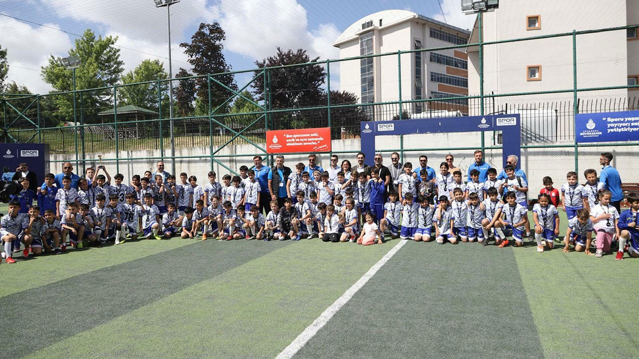 Spor İstanbul'dan kulüplere 33 sporcu daha
