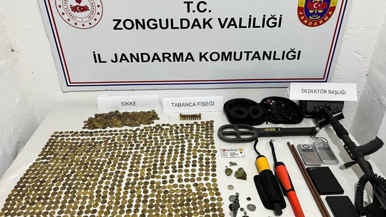 Zonguldak'ta tarihi eser operasyonu: Sikkeler ve objeler ele geçirildi