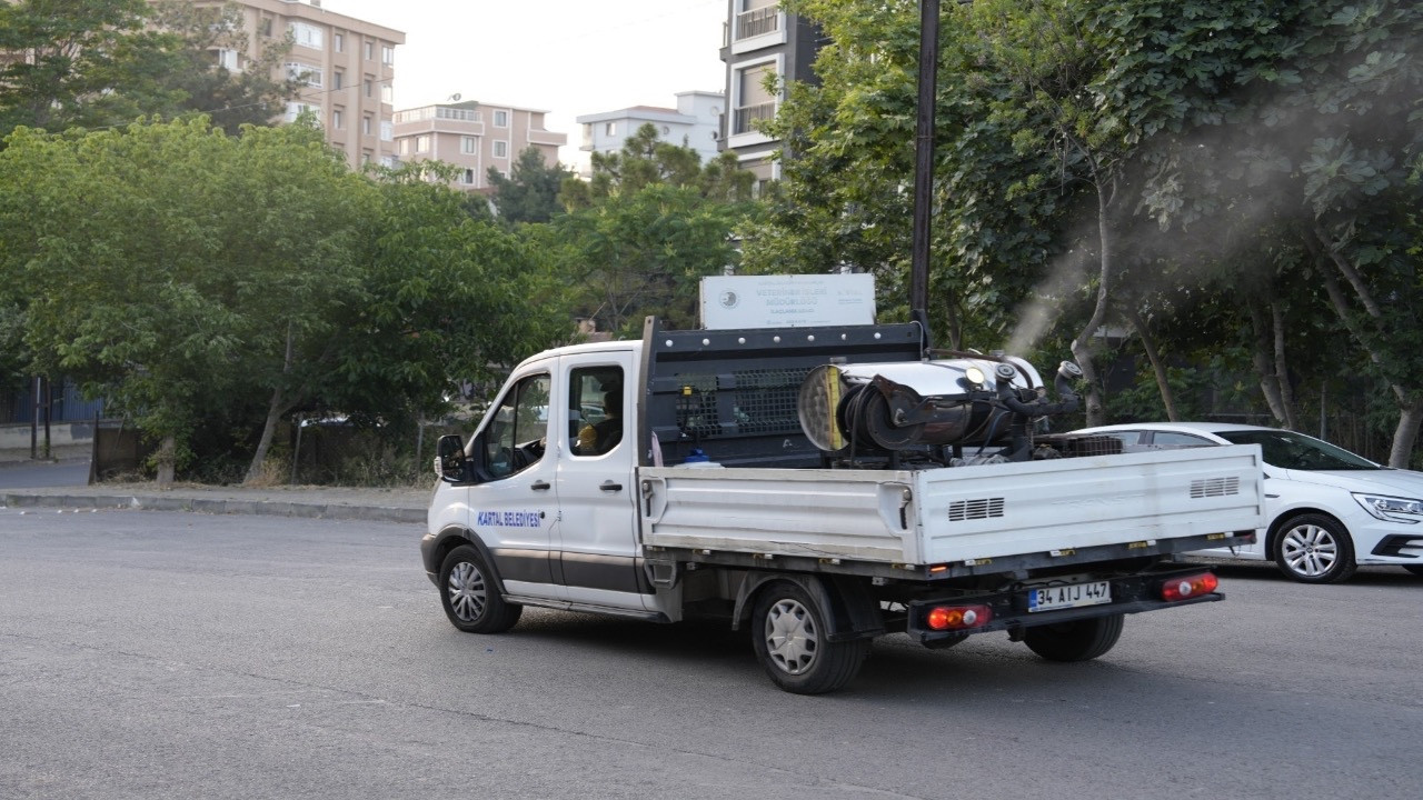 Kartal Belediyesi ilaçlama çalışmalarına başladı