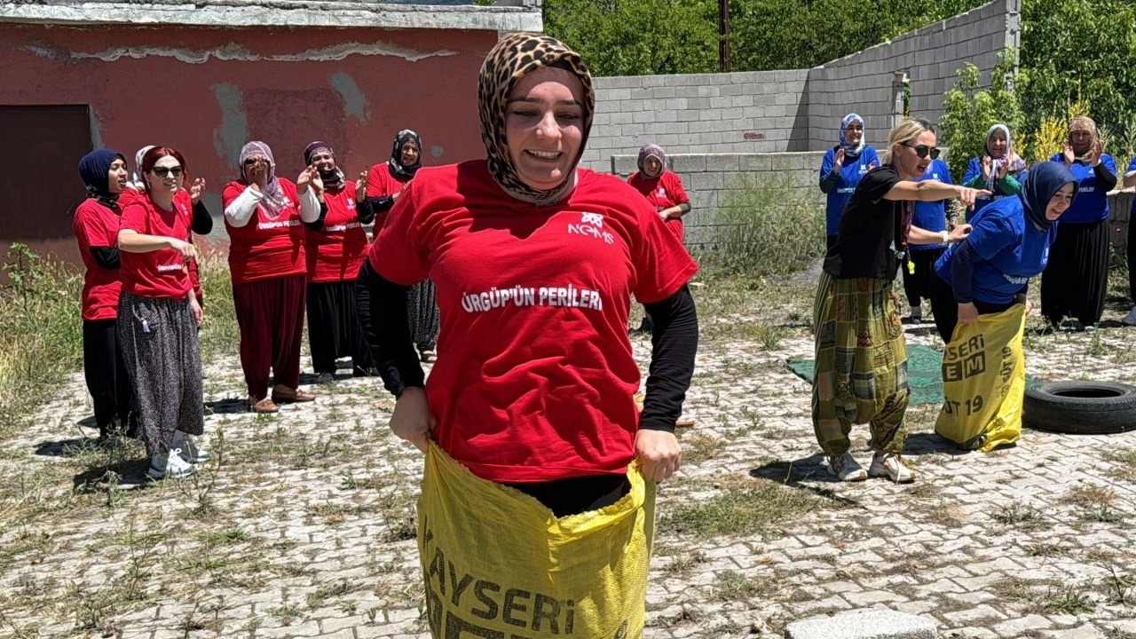Nevşehir'de kadınlardan yarış parkuru: 'Bize moral oluyor'
