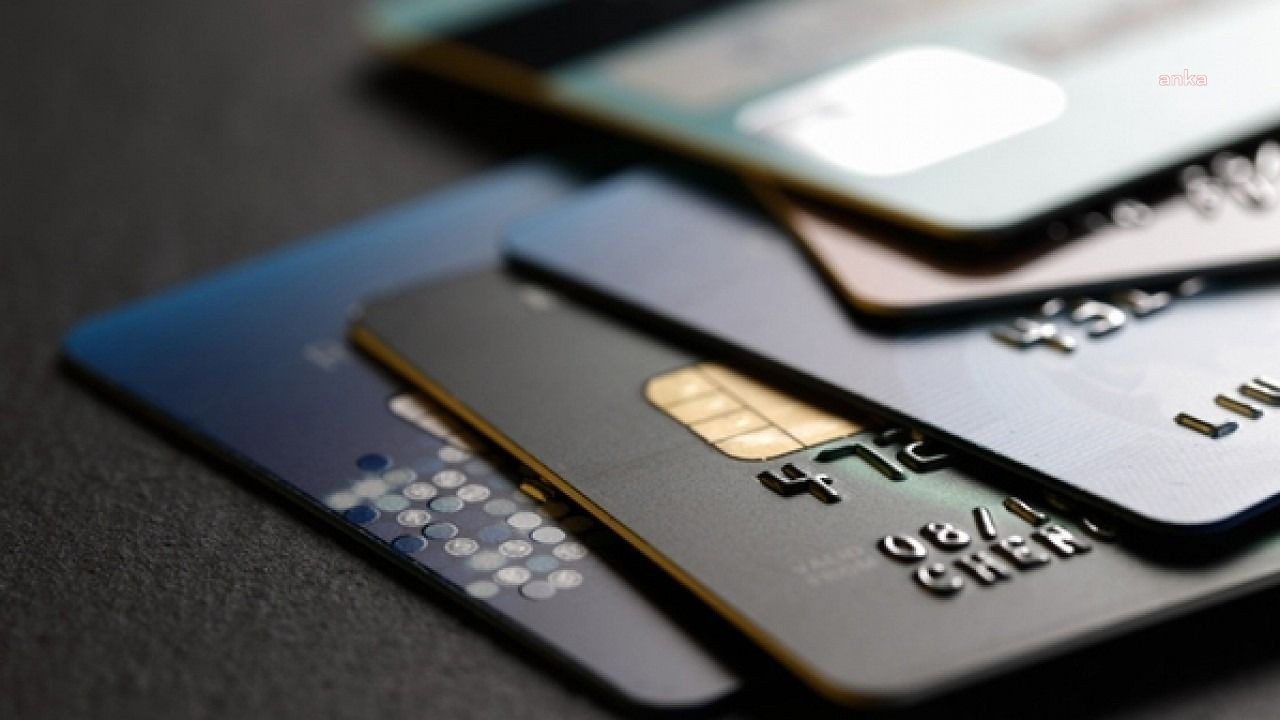 Kredi kartında yasal takibe düşenlerin sayısında yüzde 70 artış - Sayfa 1