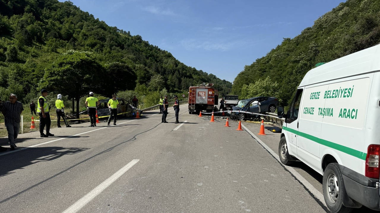 Sinop'ta trafik kazası: 3 ölü, 3 yaralı