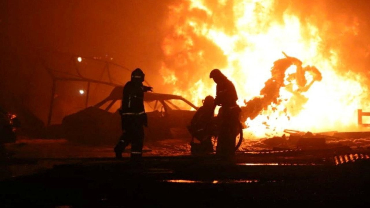 Kuveyt'te işçilerin kaldığı binada yangın: En az 39 kişi öldü