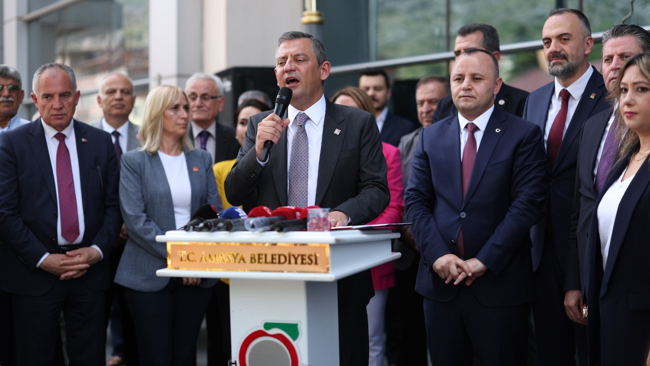 Özgür Özel: Erdoğan'a teklifimizi sunduk, 3 kurmayımız Mehmet Şimşek'le görüşecek