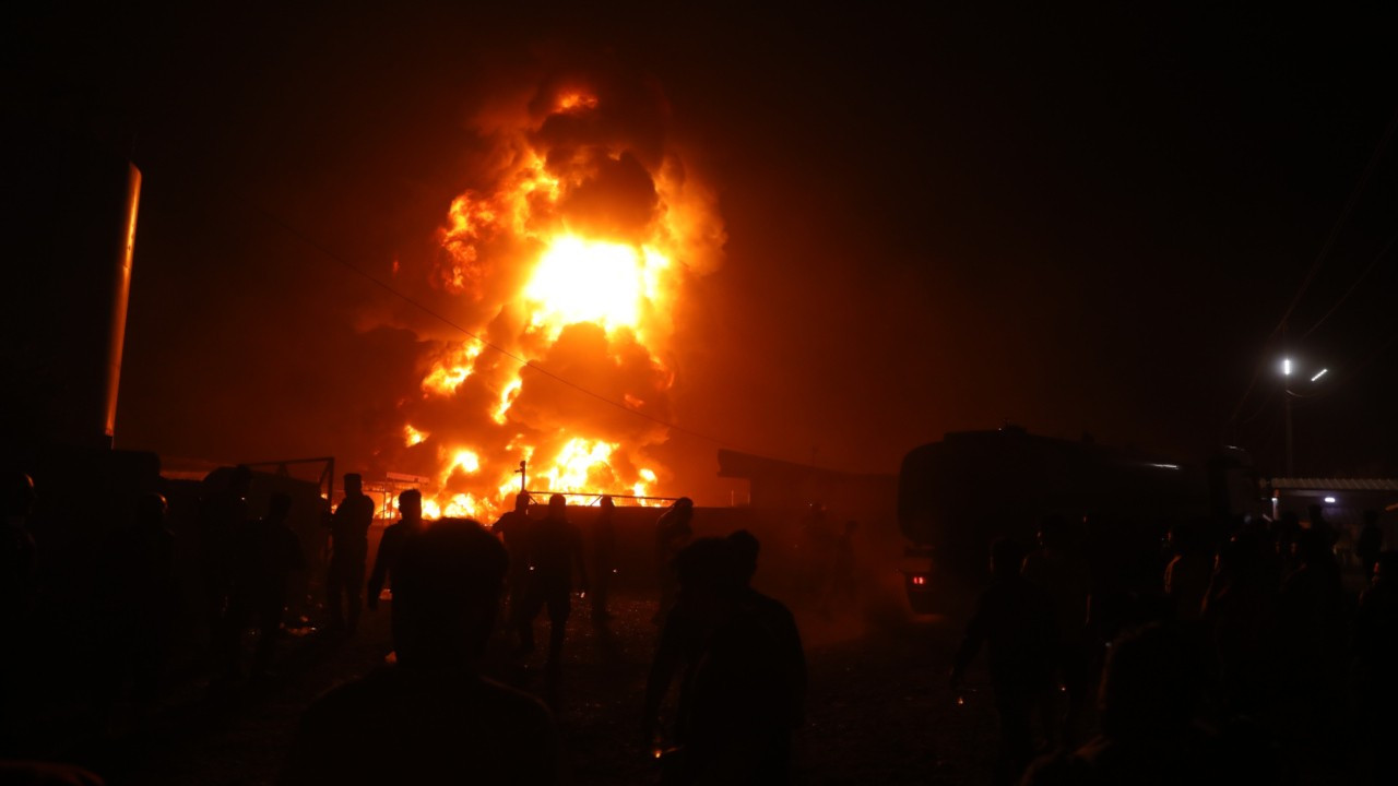 Erbil'de petrol rafinerisinde patlama ve yangın