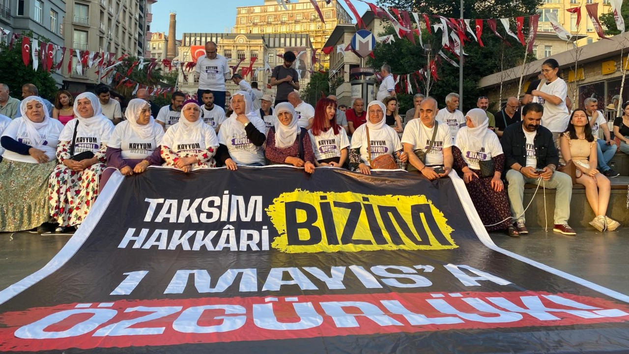Hakkari Belediyesi'ne kayyım atanması İstanbul'da protesto edildi