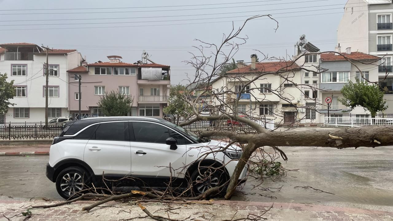 Meteoroloji'den birçok şehir için kuvvetli yağış ve rüzgar uyarısı - Sayfa 4