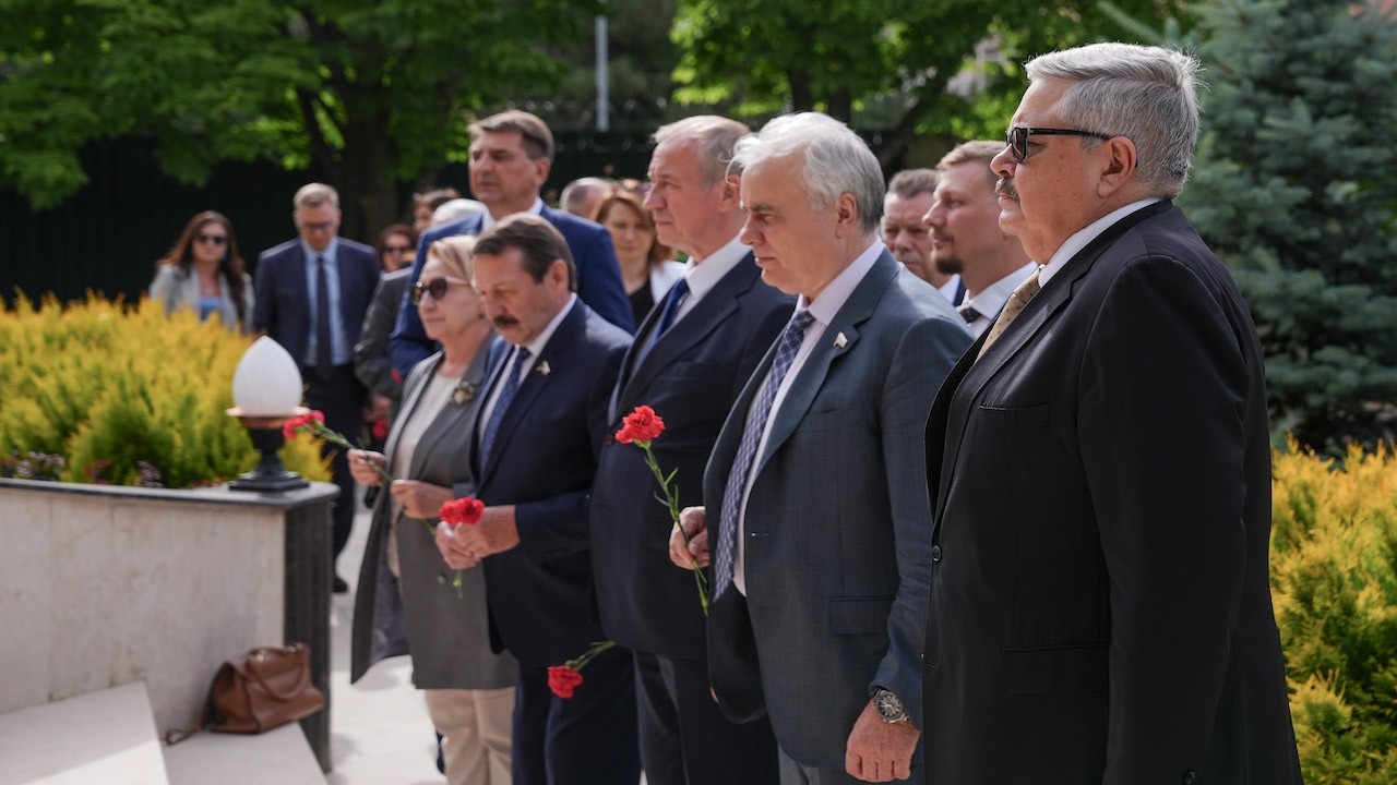 Rusya Devlet Duması heyeti Ankara'da basın mensuplarıyla buluştu