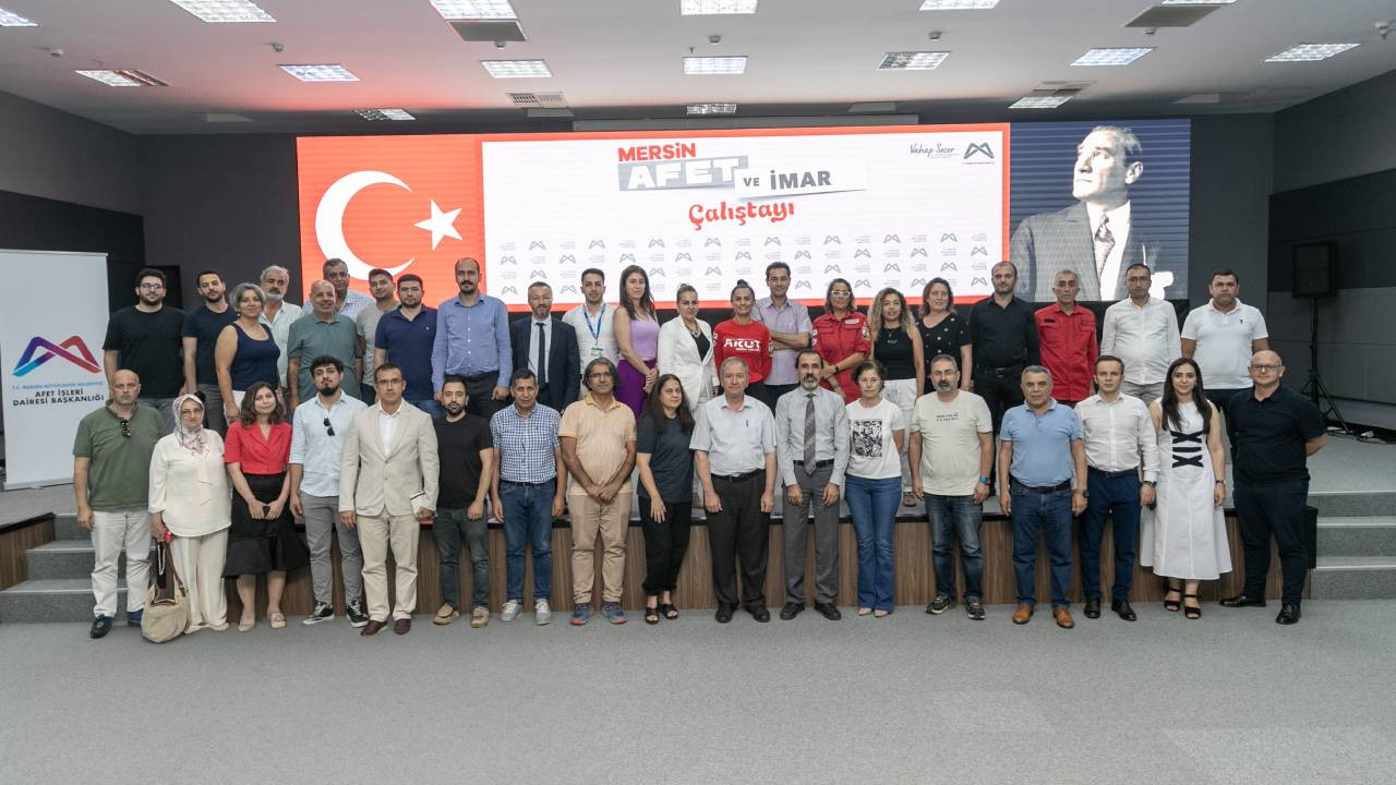Mersin Büyükşehir Belediyesi 'Afet ve İmar Çalıştayı' düzenledi