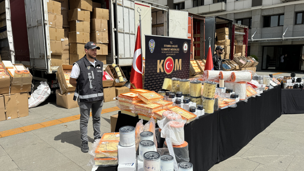 İstanbul'da yedek parça kaçakçılığı operasyonu: 2 şüpheli yakalandı