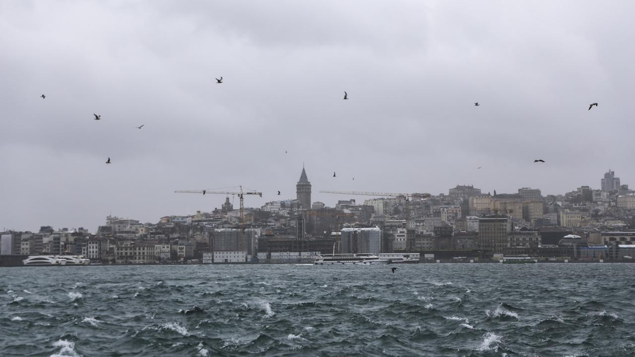 Meteoroloji'den İstanbul dahil birçok kente sağanak yağış uyarısı