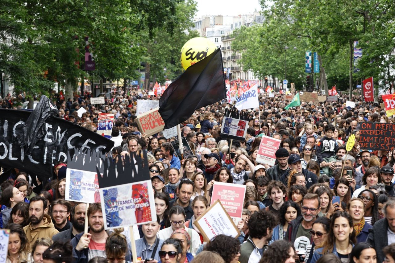 Fransa'da binlerce eylemci toplandı: 'Herkes için eşitlik, herkesle kardeşlik' - Sayfa 1