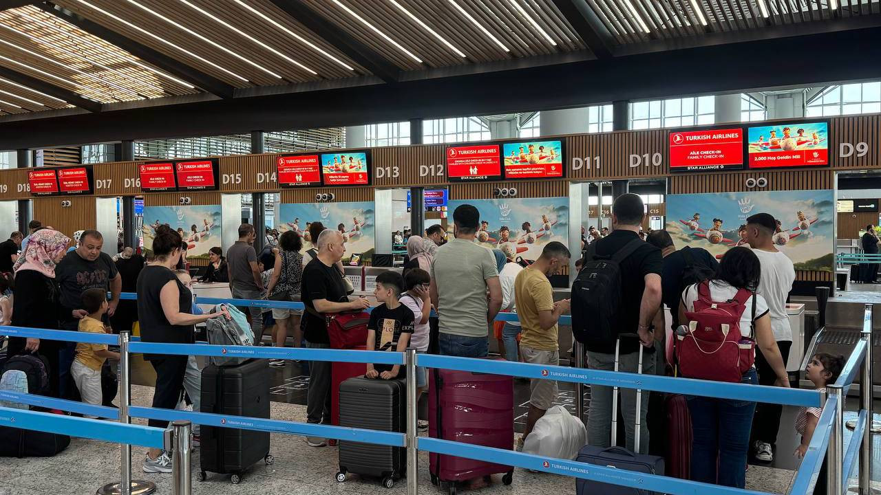İstanbul Havalimanı'nda en yüksek ikinci uçuş sayısına ulaşıldı