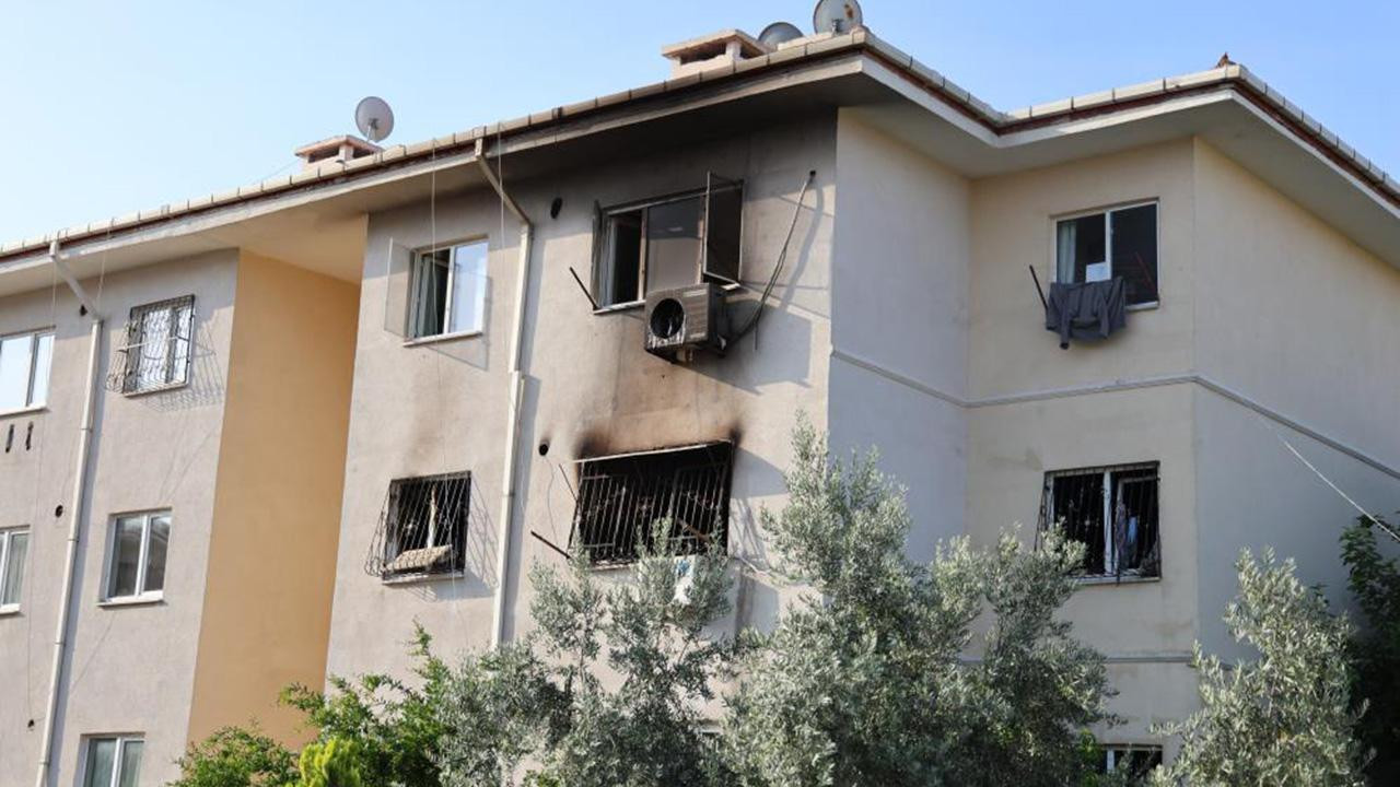 Adana'da ev yangınında anne ve 1 yaşındaki bebeği hayatını kaybetti