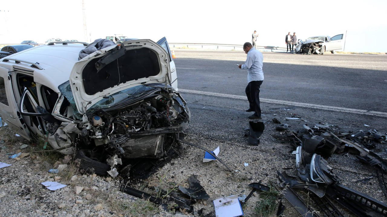 Bitlis'te trafik kazası: AK Parti Aydınlar Belde Başkanı hayatını kaybetti