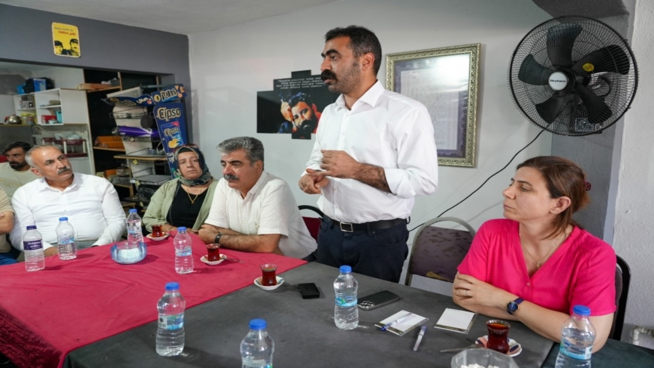 Eş Başkanlar Bucak ve Hatun, Yenişehir'de mahallelilerle buluştu