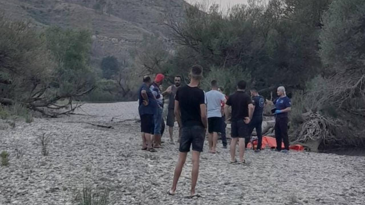 Antalya'da yüzmek için ırmağa giren kişi boğuldu