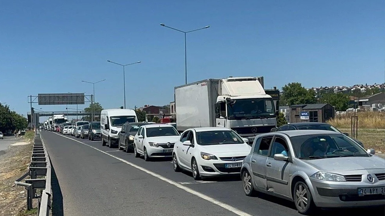 İstanbul'a dönüş başladı: Trafikte son durum
