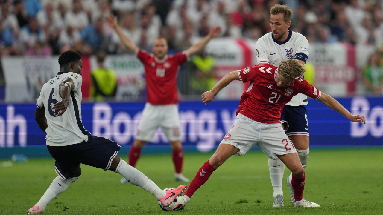 Danimarka bastırdı, İngiltere öne geçtiği maçta 1 puana razı oldu 