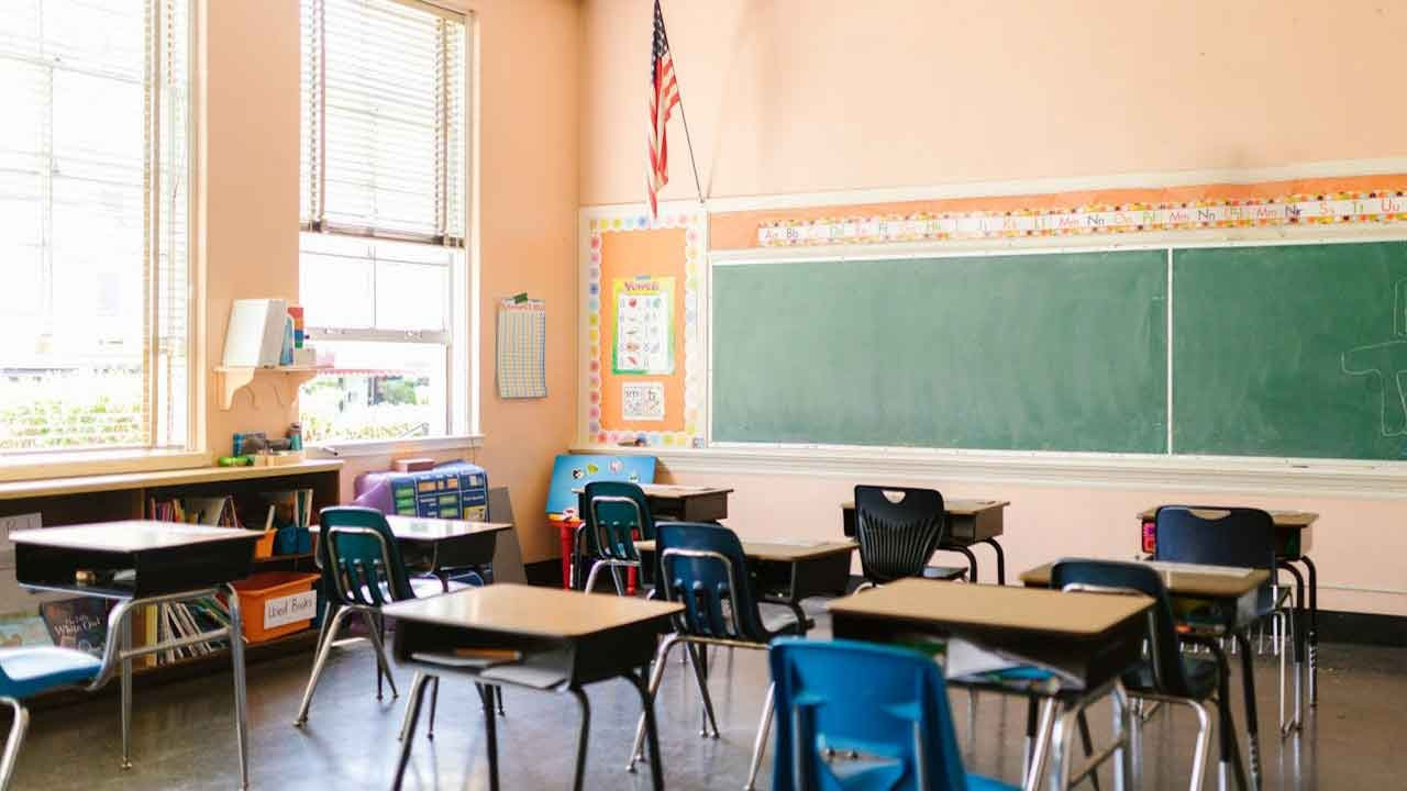 ABD'nin Louisiana eyaletinde devlet okullarına 'On Emir' zorunluluğu