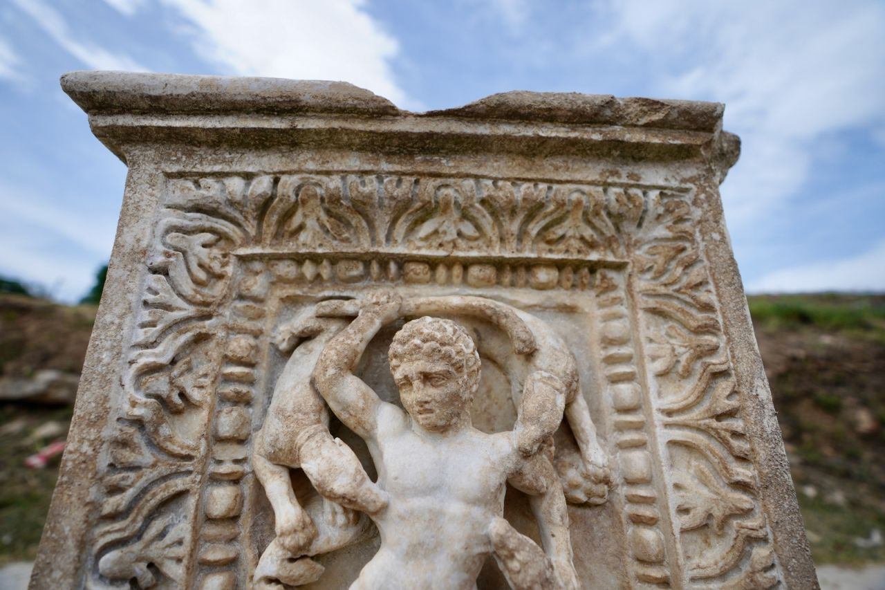 Medusa ve Büyük İskender heykel başları bulunmuştu: Düzce'de antik kentteki kazı çalışmaları tamamlanıyor - Sayfa 4
