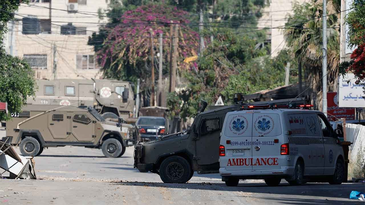 İsrail ordusu: Batı Şeria'da silahlı saldırıya uğrayan İsrailli öldü