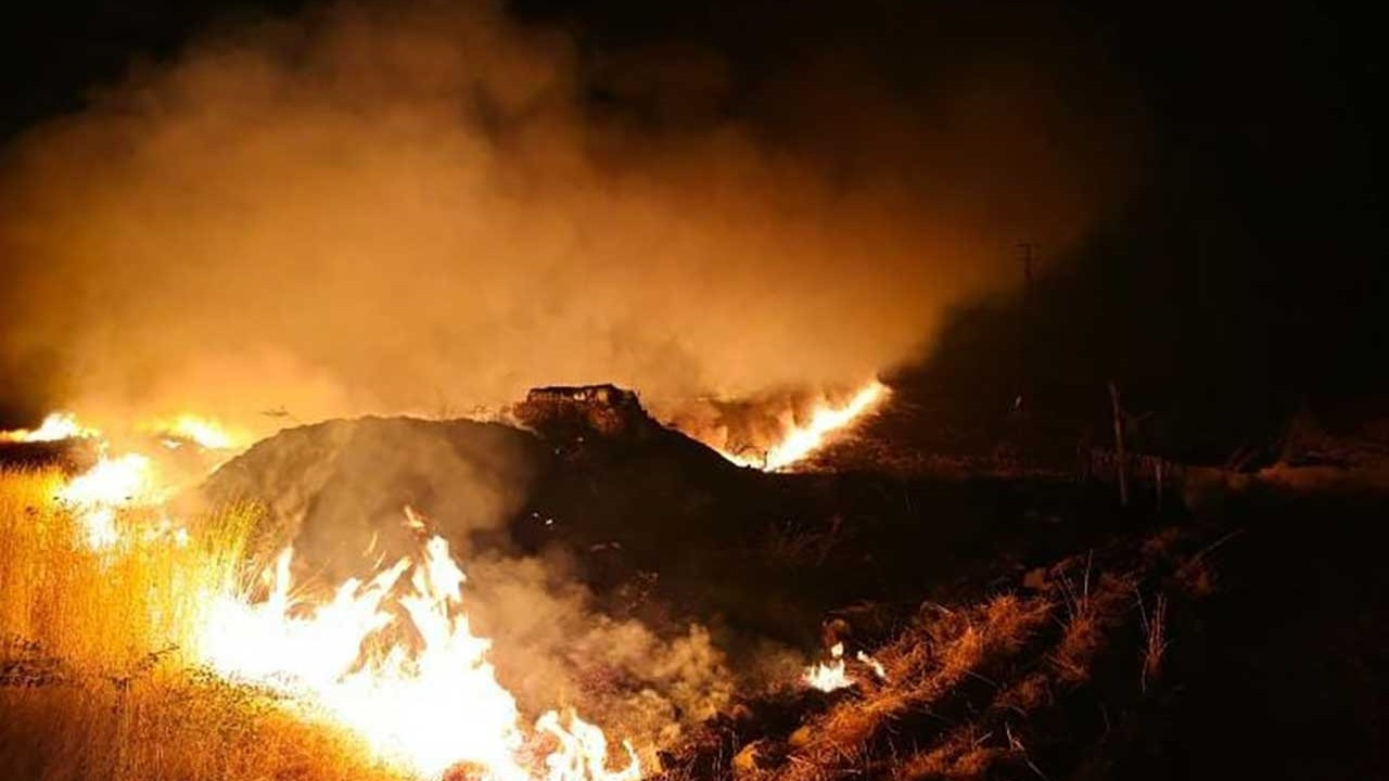 Şırnak'ta sönen yangın rüzgarla yeniden alevlendi: 7 köy etkilendi