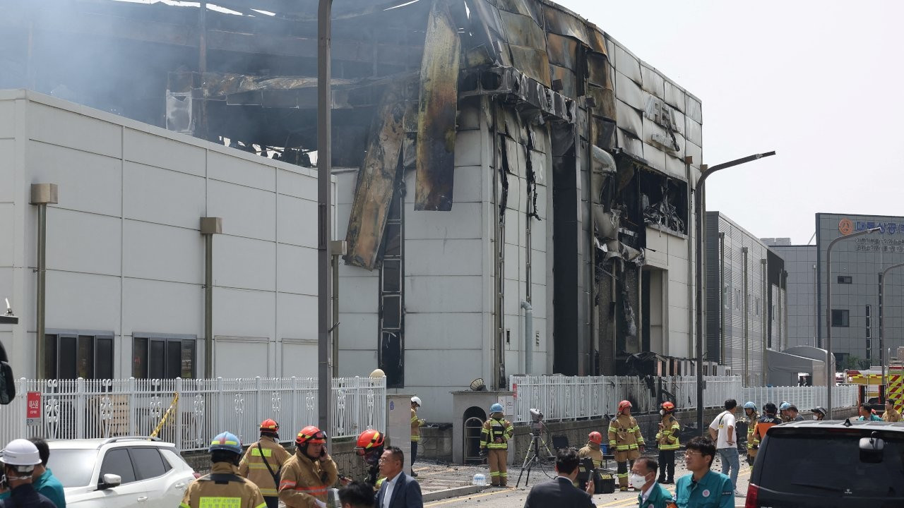 Güney Kore'de pil fabrikasında yangın: En az 20 kişi öldü