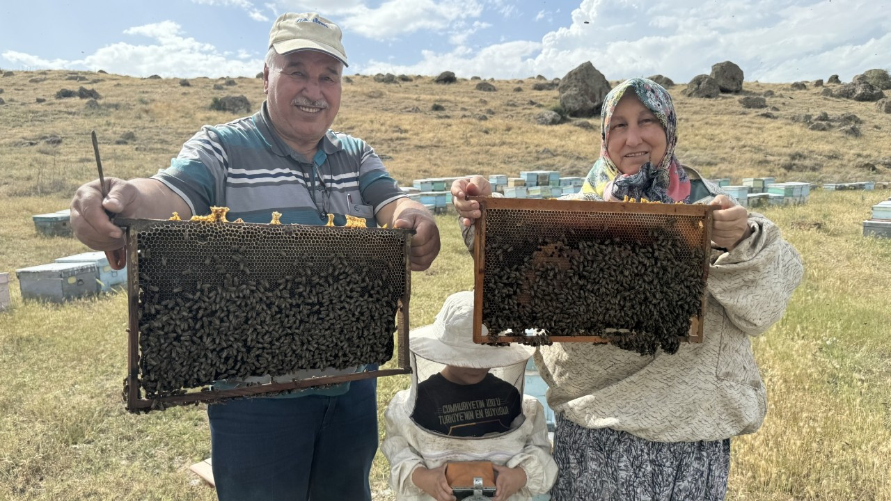 Kaliteli bal için 30 yıldır iki şehir arasında mekik dokuyorlar