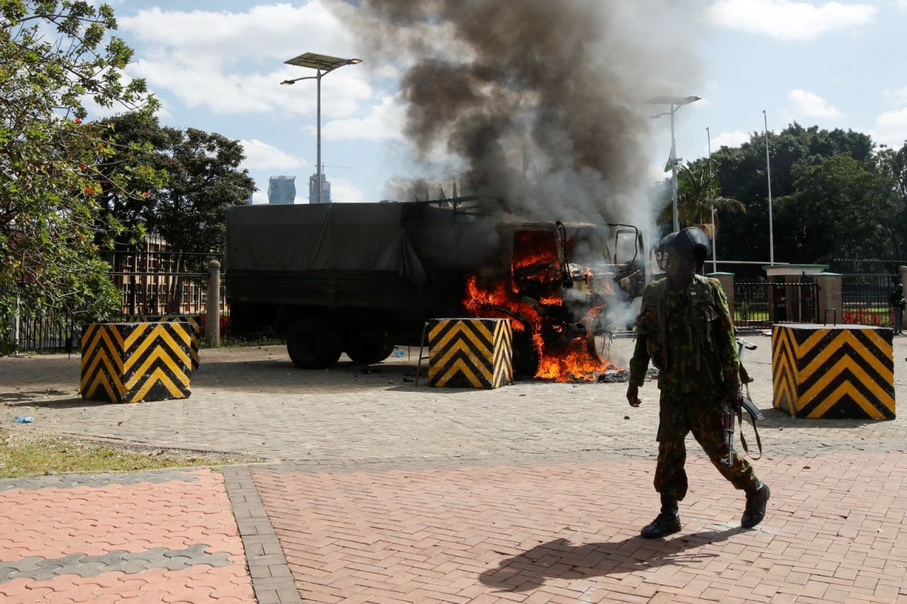 Kenya’da vergi zammı protestoları: Polis eylemcilerin üzerine ateş açtı - Sayfa 3