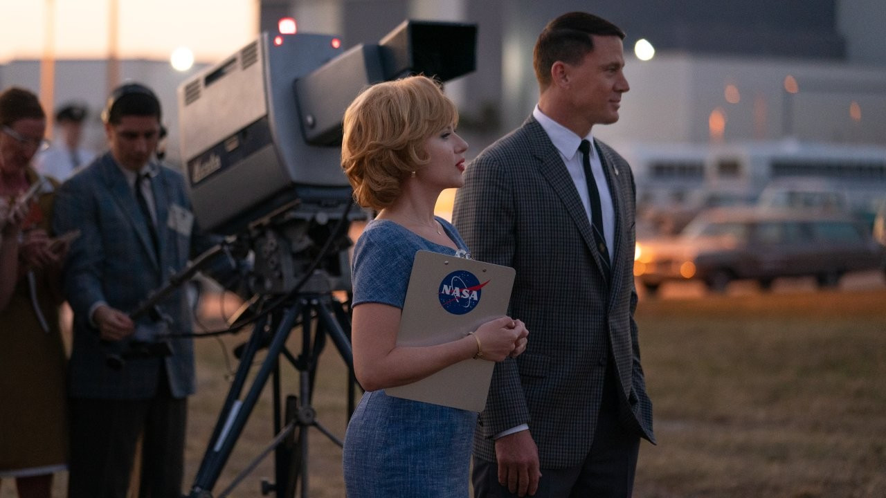 Scarlett Johansson ve Greg Berlanti, 'Beni Aya Uçur'u anlattı