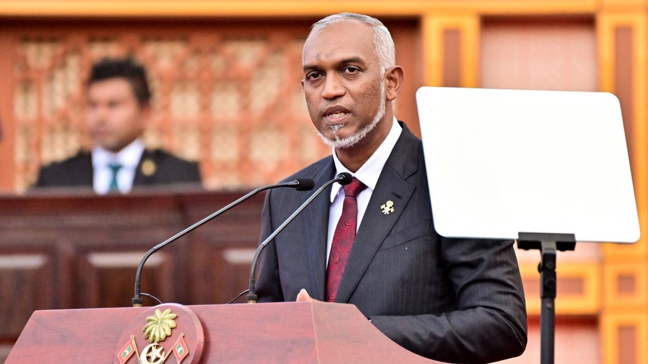 Maldivler'de bir bakan, Cumhurbaşkanı'na 'kara büyü yaptığı' iddiasıyla tutuklandı