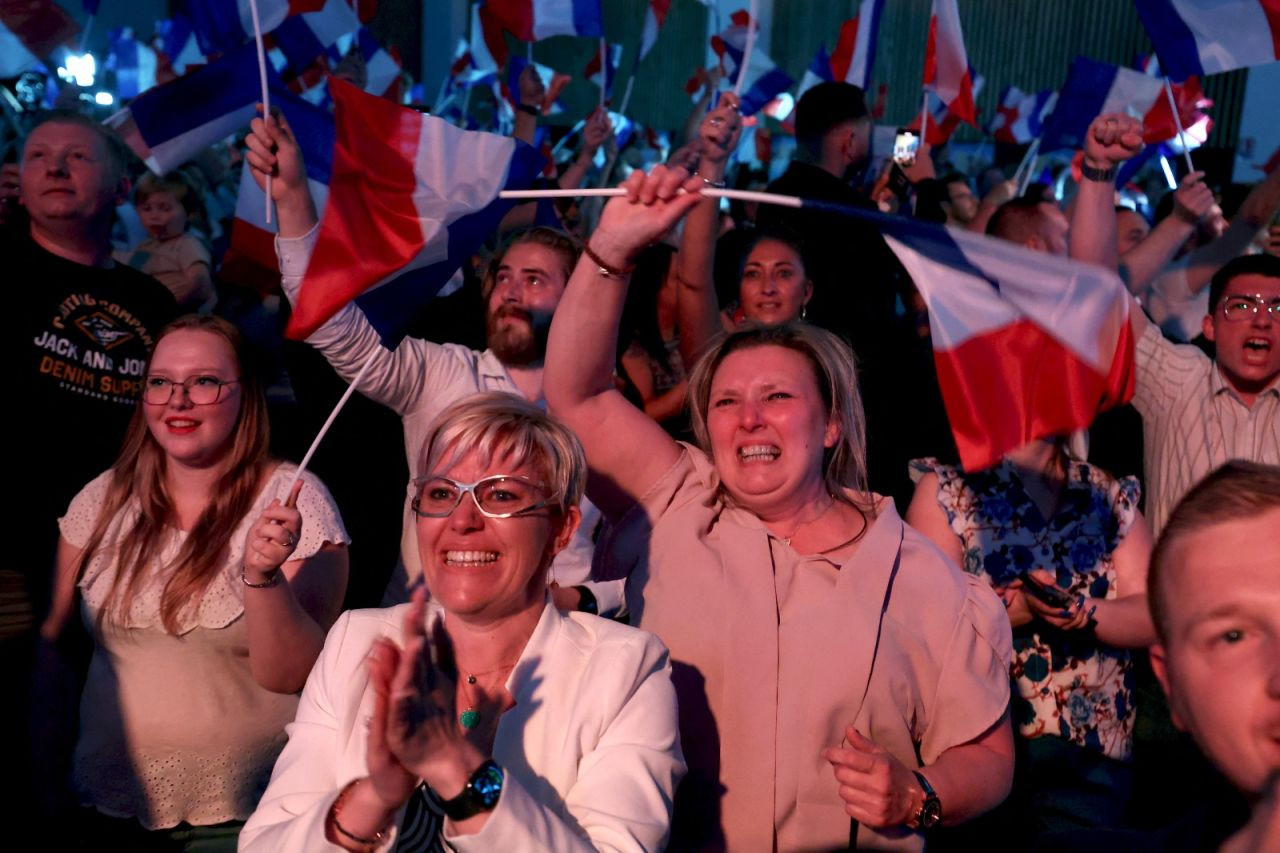 Fransa seçimleri dünya basınında: 'Ülke tarihinde bir ilk olacak' - Sayfa 2