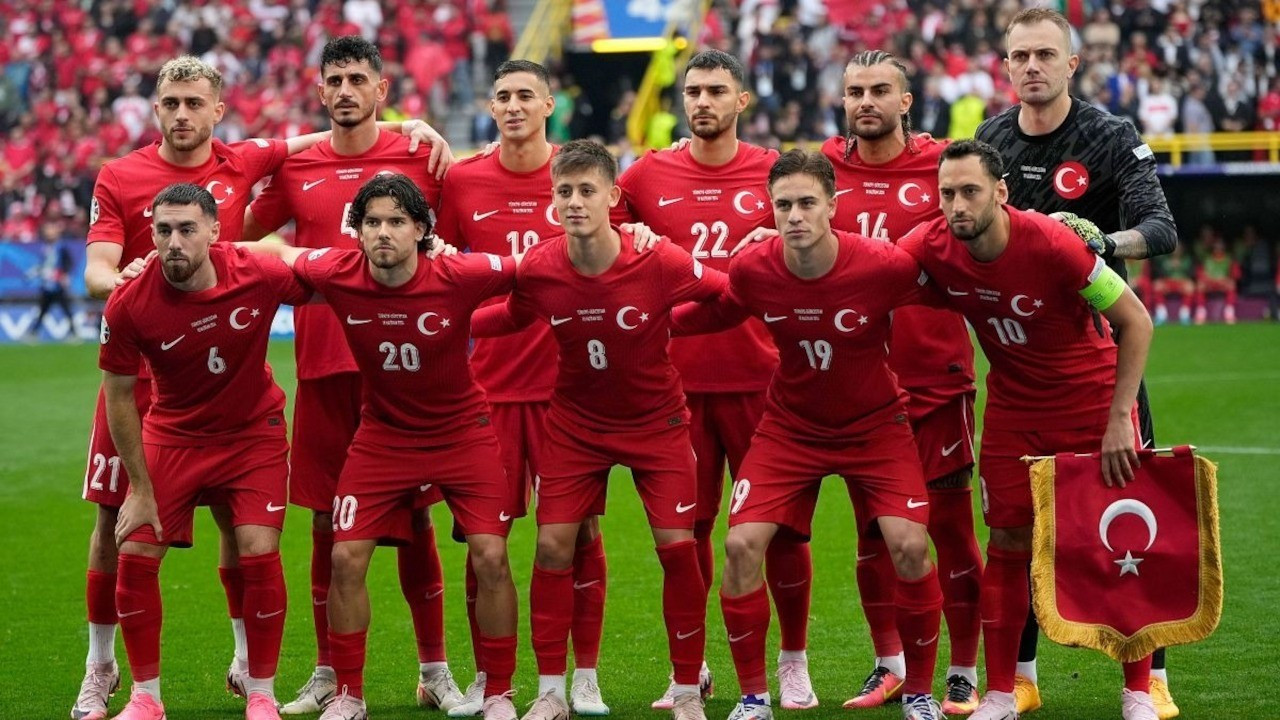 Hollanda-Türkiye maçının hakemi belli oldu