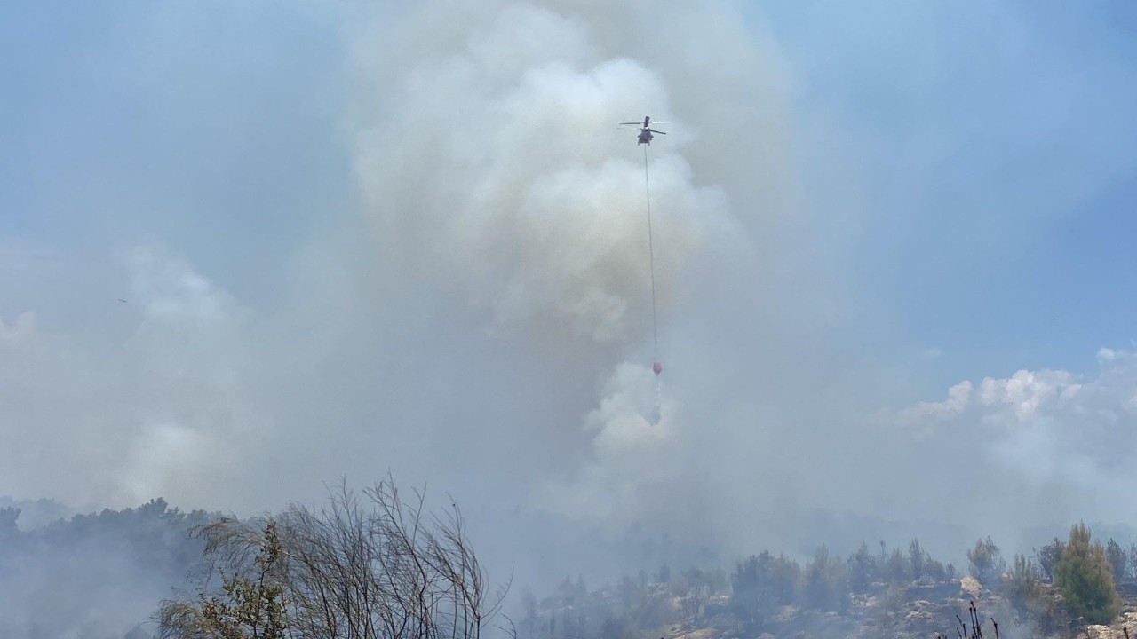 Antalya'da yangın kontrol altına alındı: 12 hektar alan zarar gördü