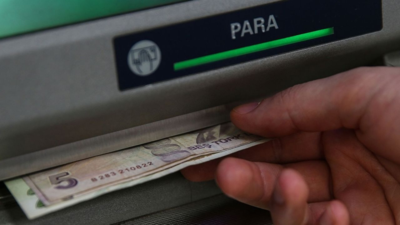 ATM'lere yeni işlem menüsü geldi: Bunu yapanın kartına el konulacak - Sayfa 1