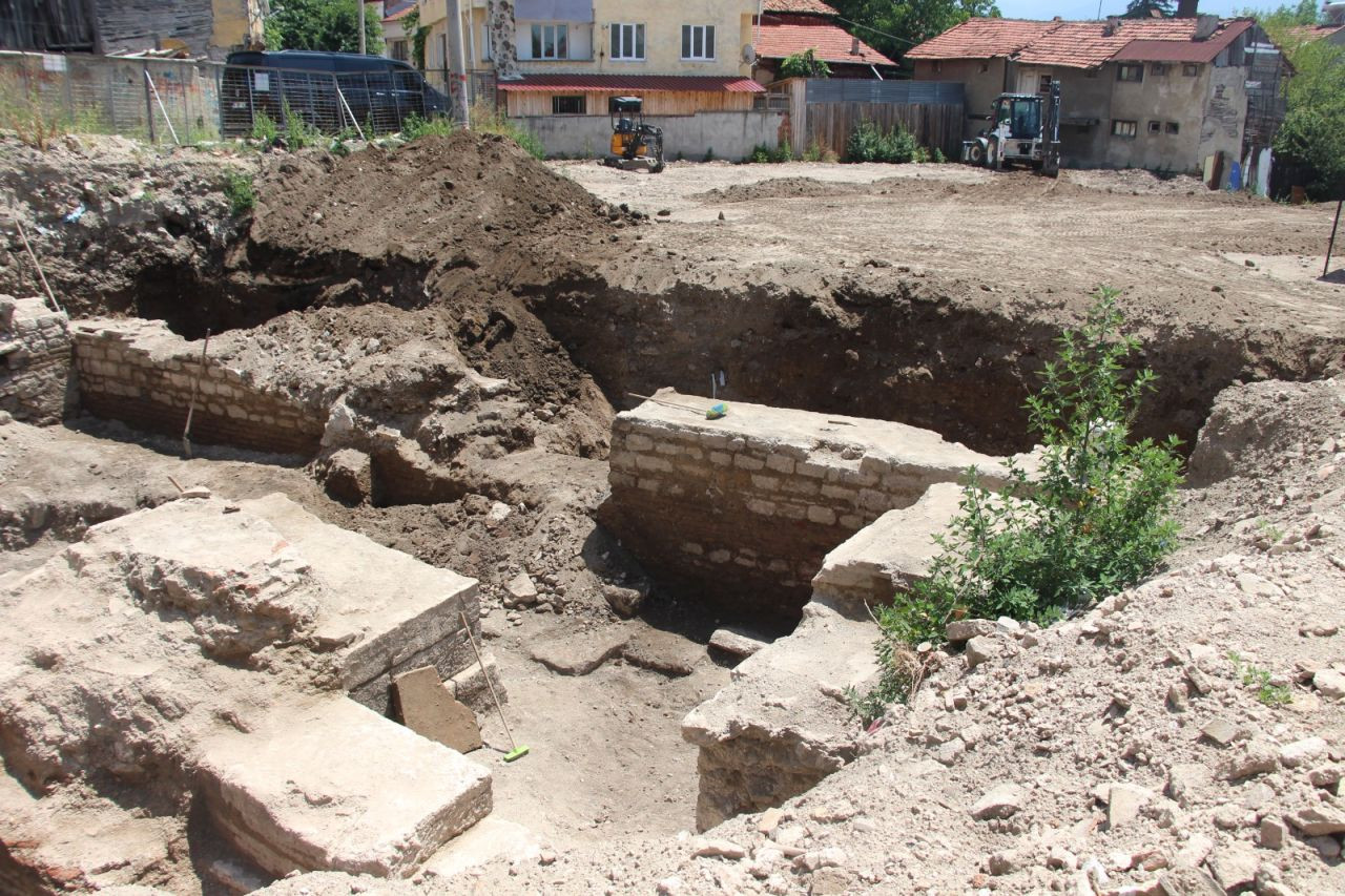 İnşaat kazısından Roma hamamı çıktı - Sayfa 4