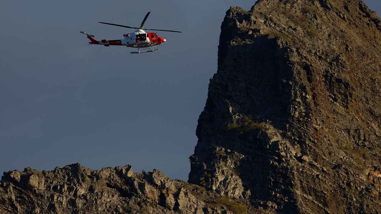 Hawaii açıklarında helikopter düştü: 1 ölü, 2 kayıp