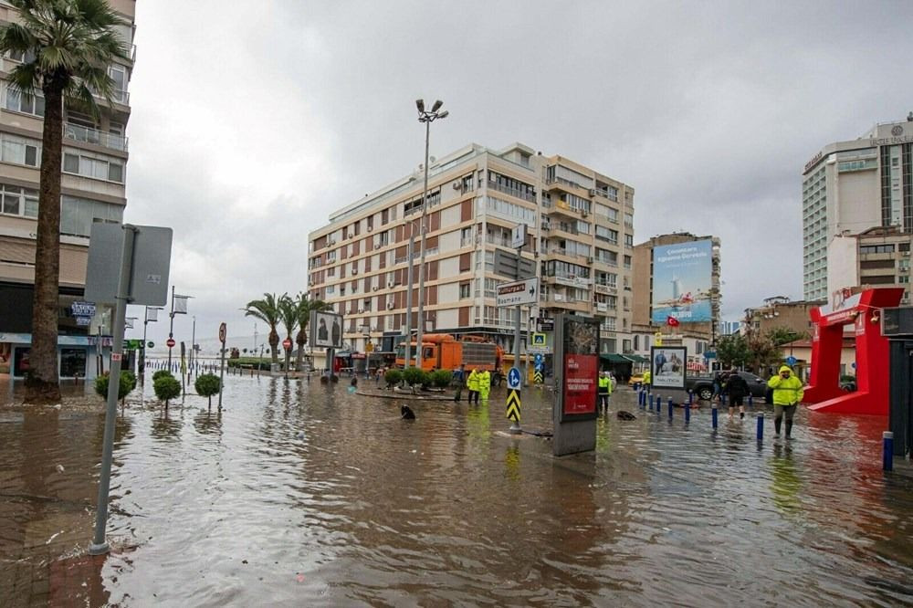 İzmir'de beş ilçe için deprem uyarısı: Deniz kentin içine girecek - Sayfa 2