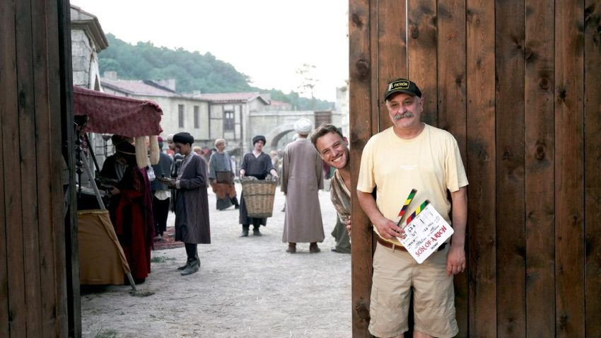 Kerem Bürsin ile Melis Sezen başrolde: 'Son of a Rich' filminden ilk fotoğraflar - Sayfa 3