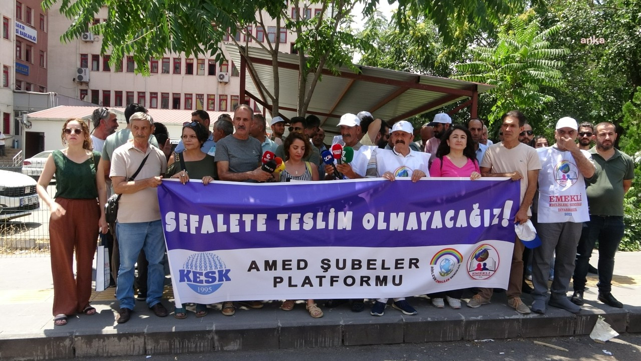 Diyarbakır’da kamu çalışanları ve emeklilerden protesto: Halka kölelik ve yoksulluk dayatılıyor
