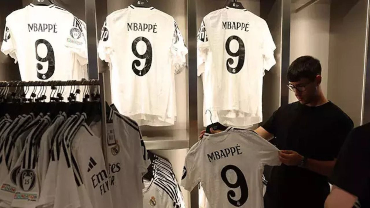 Mbappé resmen Real Madrid'de: İmza parası belli oldu - Sayfa 1