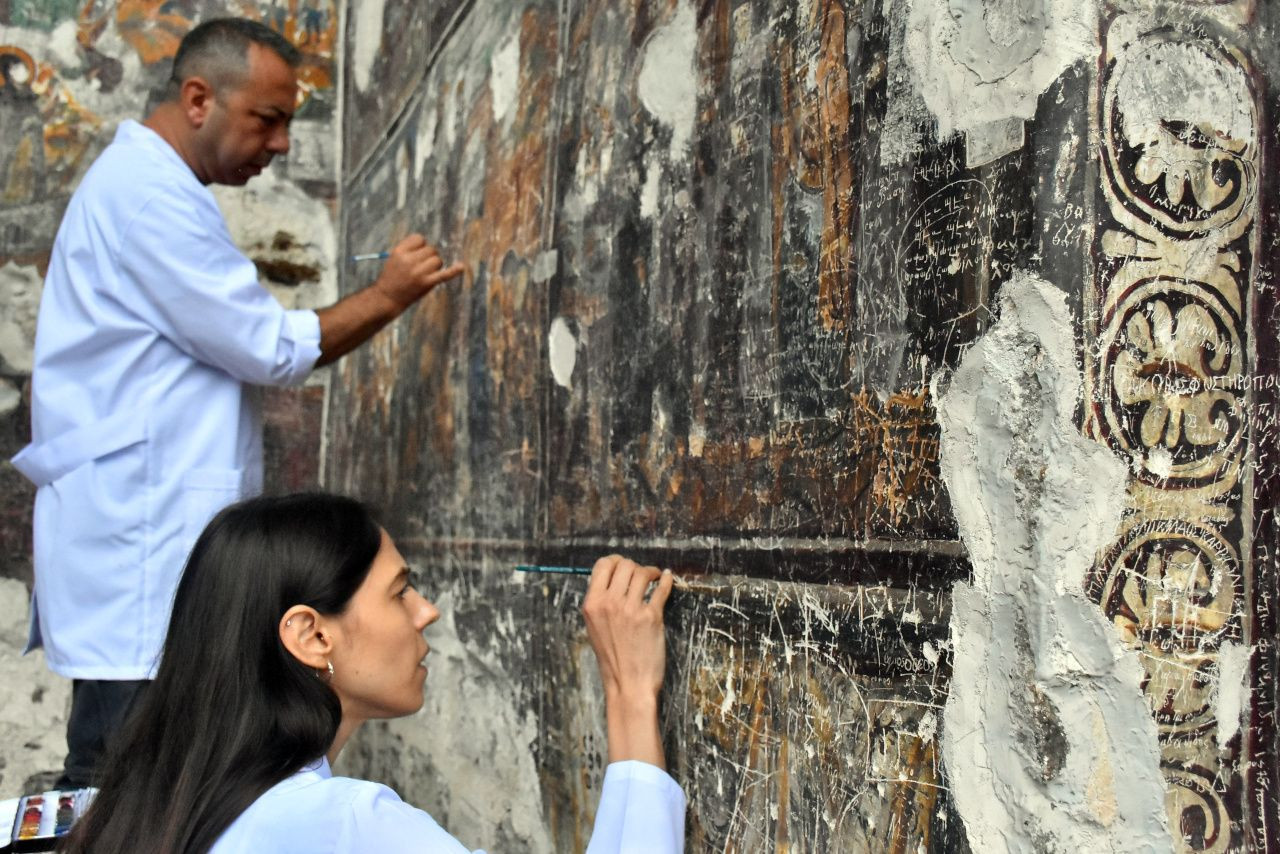 Sümela Manastırı'nda tahrip edilen freskler restore ediliyor - Sayfa 3