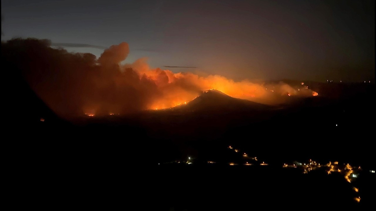 Bakan duyurdu: Soma'daki orman yangını ikinci gününde kontrol altında