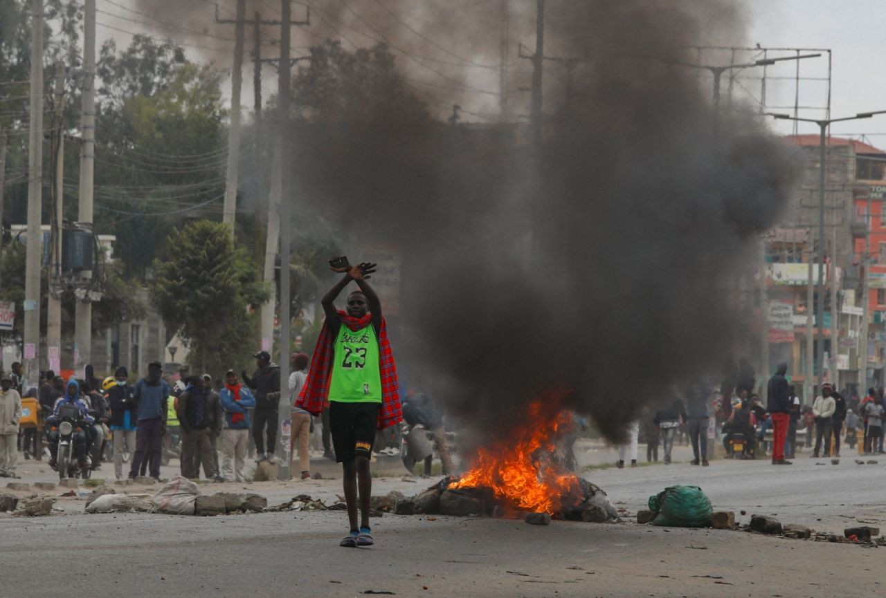 Kenya’da hükümet karşıtı protestolar: ‘Bizi öldürmeyi bırakın’ - Sayfa 4