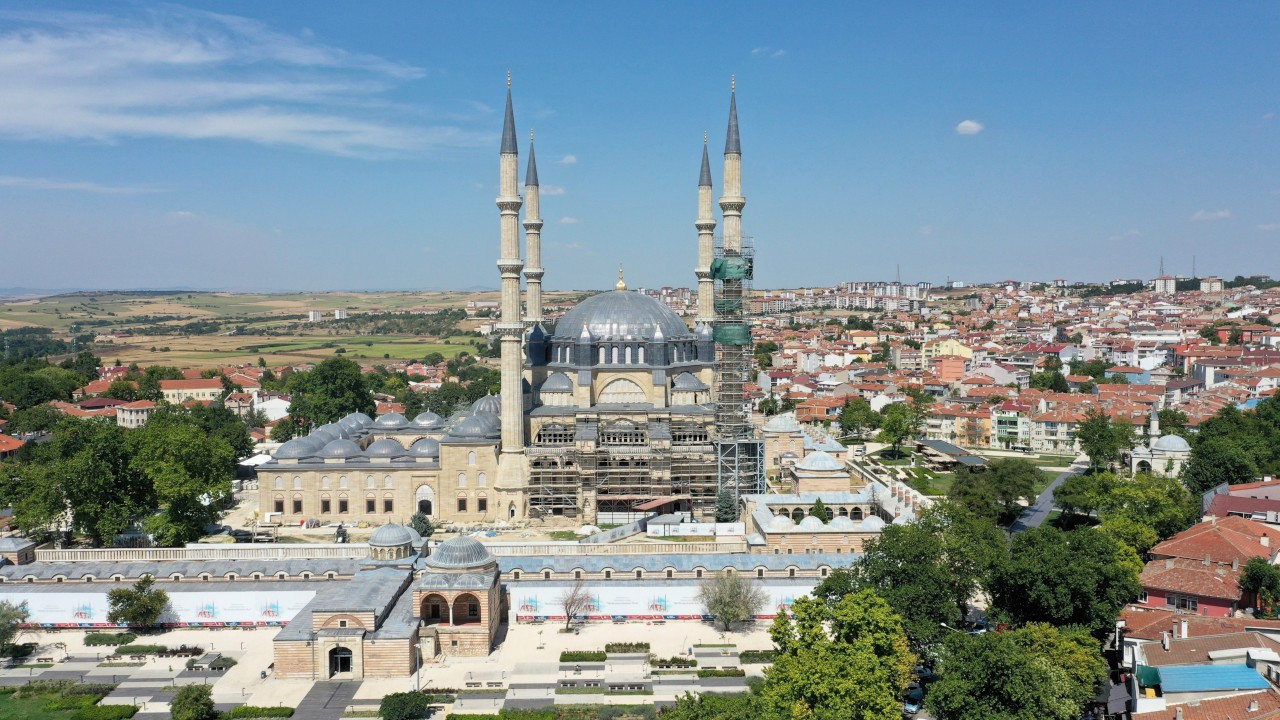 Selimiye Camisi'nin minarelerinde restorasyon tamamlandı