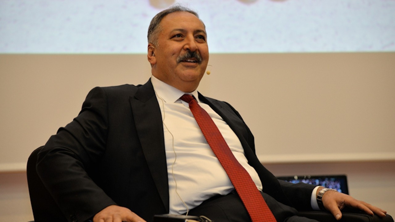 Erdoğan, Cumhurbaşkanlığı İdari İşler Başkanı Metin Kıratlı'yı AYM üyeliğine atadı