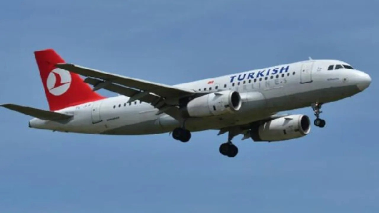 THY uçaklarda ücretsiz internet hizmeti için TÜRKSAT'la anlaştı