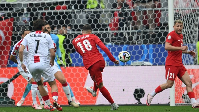 Taraftarlar seçti: EURO 2024'ün en güzel golü Türkiye'den - Sayfa 1