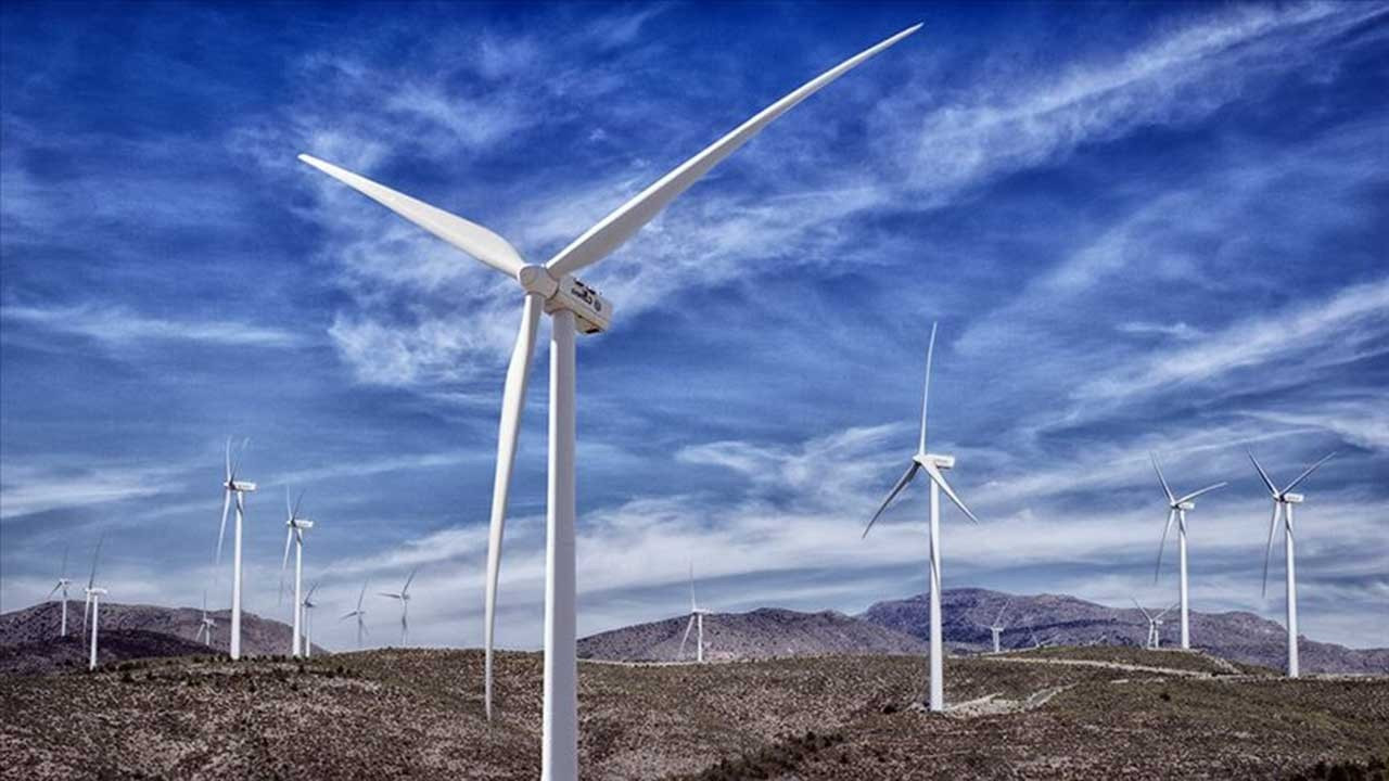 Türkiye rüzgar kurulu gücü 13 bin MW'a dayandı